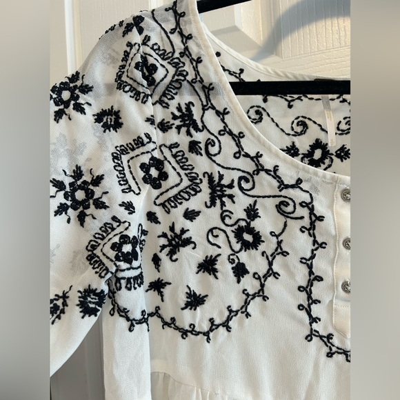 Free People Pennies Sequel White Sheer Peplum Top - Picture 2 of 6